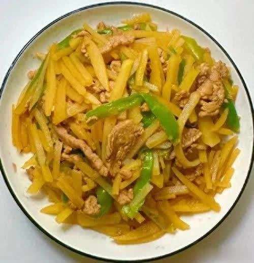 快手菜谱家常做法(8道家常美味菜谱：快手小炒与经典蒸菜，轻松搞定每日餐桌)