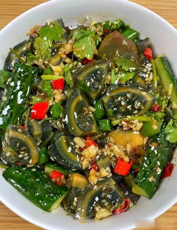 清爽的家常菜谱大全(8道家常美味菜谱：清爽凉拌+香浓热炒，承包你的餐桌)