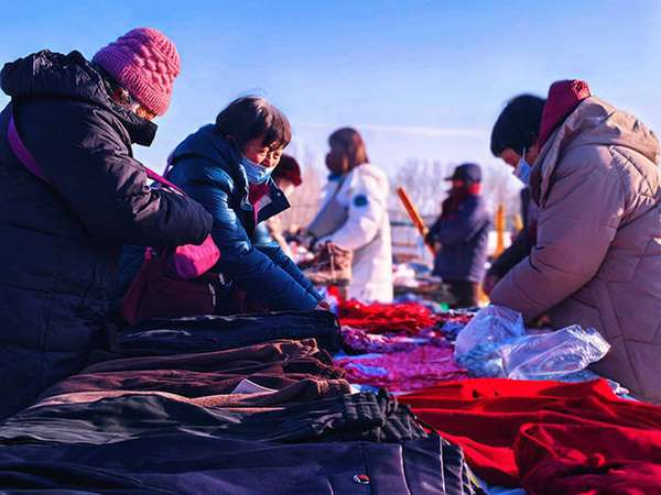 林西县：年集里的烟火气豆包里的家乡味