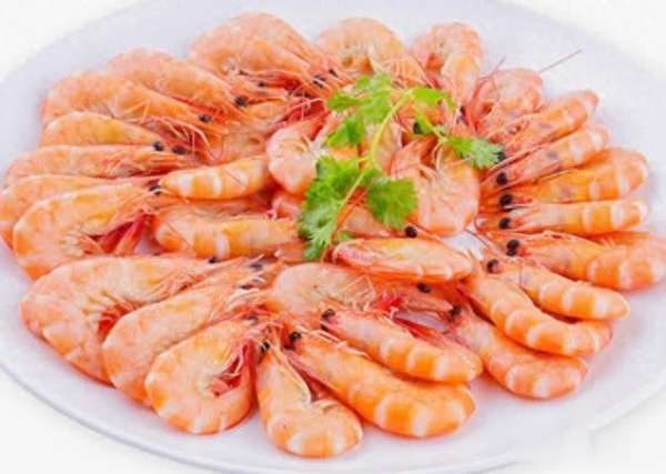 保姆白灼虾做法(白灼虾保姆级菜谱，这么做下饭解馋，低脂高蛋白家常菜)