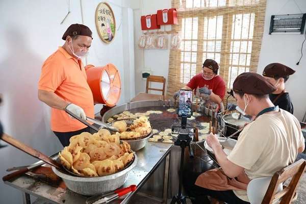 玉州区：百年技艺承匠心小饼产业助振兴