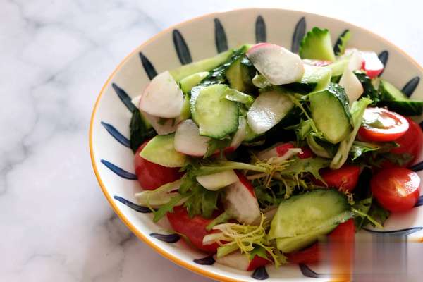 家常减脂餐食谱一日三餐(我家常做的两款减脂餐食谱分享，做法简单营养，一人食刚好)