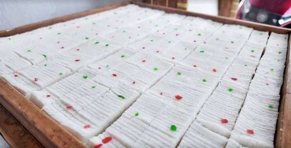 寻味徽州土特产(黄山市徽州区：寻味徽州年彩糕制作忙)