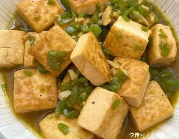 吃毒豆的危害(吃这三种“毒豆腐”等于害了自己！再便宜也别买，易吃出大问题)