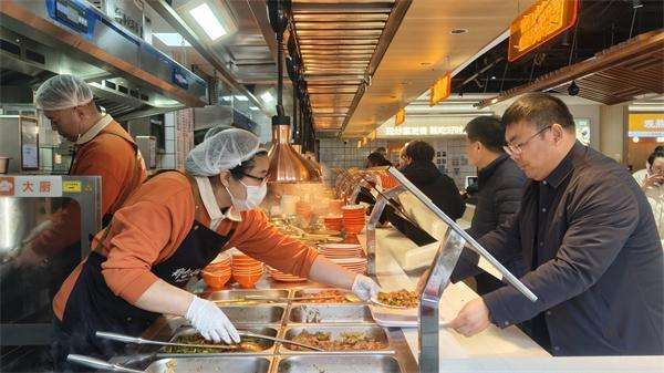 国企创业新模式(国企餐饮新探索落地！“那些好时光”社区食堂正式开业)