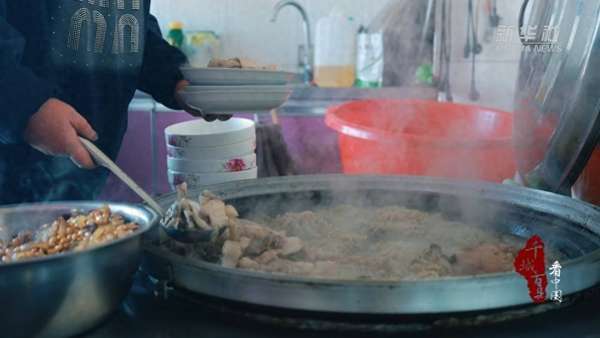 杀猪菜为何走红？年俗回归中的餐桌记忆