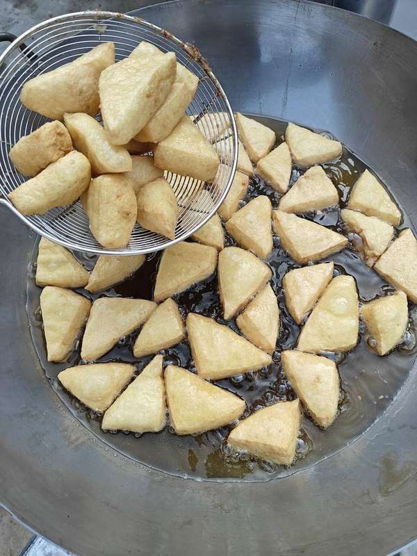 湖北孝南：炸豆腐香漫乡野年味里藏时代变迁