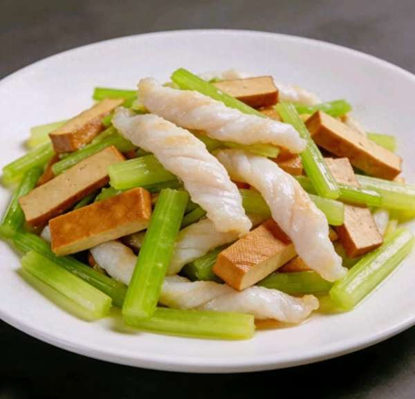 脆炒菜椒(18道家常炒菜创新搭配脆嫩配绵密一周菜谱不重样)