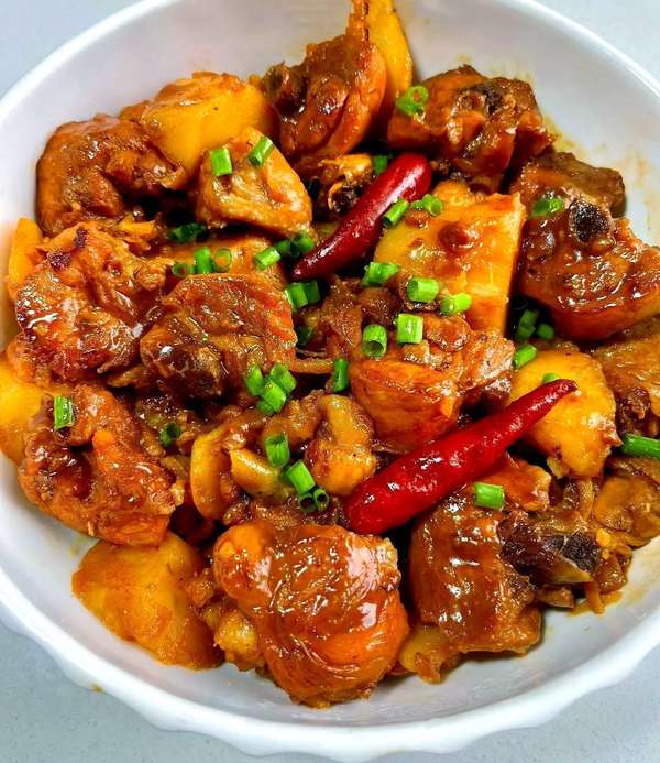 阳气不足的人冬天适合吃什么(阳气足，冬不苦：天冷多吃这8道菜，升阳驱寒安康迎新春)