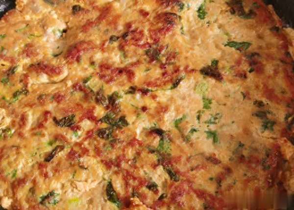 压箱底早餐食谱：0基础肉末鸡蛋饼教程，家人爱吃又饱腹