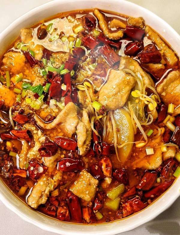 冬季暖心补阳汤(冬季补阳身体棒！6道家常菜谱帮你驱寒强体质，好吃不贵人人爱)