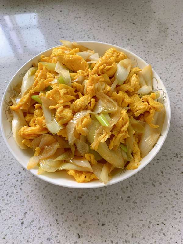 立春老年人该如何养生(立春养生抓重点！中老年人多吃这8样好食材，升发阳气，滋养脾气)