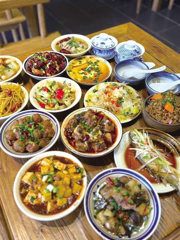 金城年夜饭一碗一筷盛满家的味道