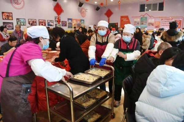 视点表演(视点｜花会走街迎新春，饺子盛宴年味足)