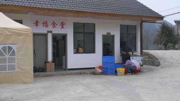 鹤峰一碗好面(鹤峰：一碗蒸扣用肉的丰腴和菜的清甜期盼春节团圆)