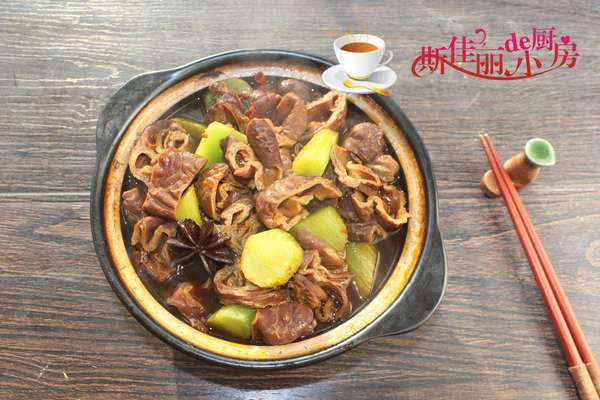 年夜饭上少不了这道下酒菜，好吃好做还好寓意,我家每年都会做