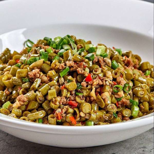 周末不休息吃什么菜(周末休息不外卖，几道家常小菜鲜香入味，全家吃得舒服又满足)