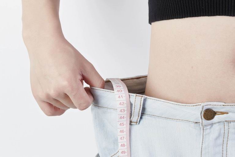 身体出现7个信号暗示正在变瘦(身体出现这 7 个信号，比体重下降更能证明你正在变瘦)