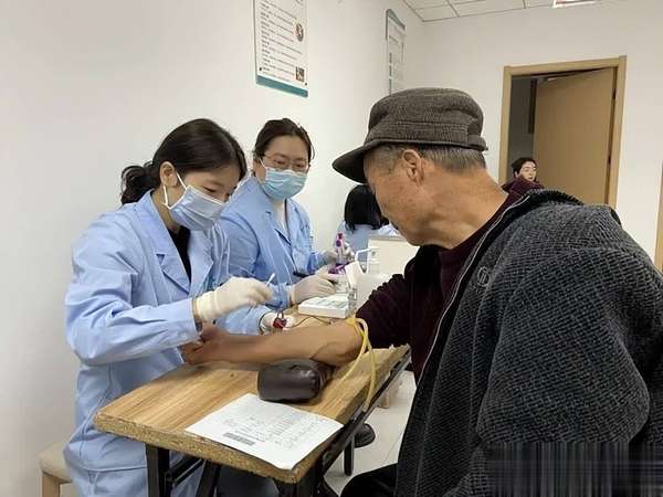 糖尿病人吃蓼花(研究发现糖尿病患者常吃花生1年或有8大好处，花生再受关注！)