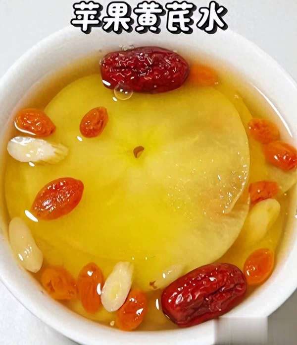 冬天适合喝什么水养生(会养生的冬天都喝这5杯水，比奶茶咖啡强，气色变好！)