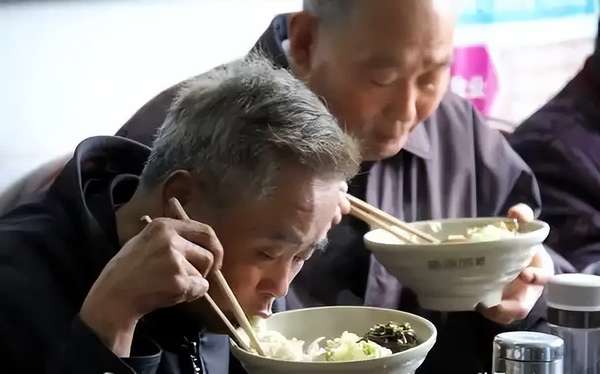 高血压患者冬季早餐选择需谨慎