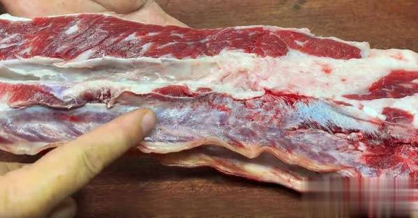 手脚冰凉怕风怕冷怎么回事(手脚冰凉怕啥？“冬令第一肉”炖菜暖身补气血超舒坦)