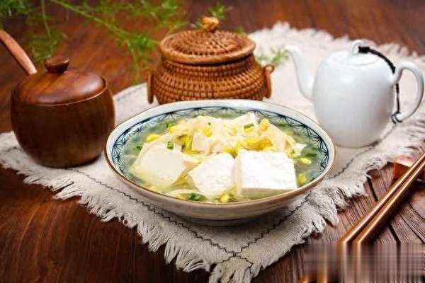 告别寒性体质(告别“畏寒体质”！一周3碗汤暖身养脾胃，成本不到30块)