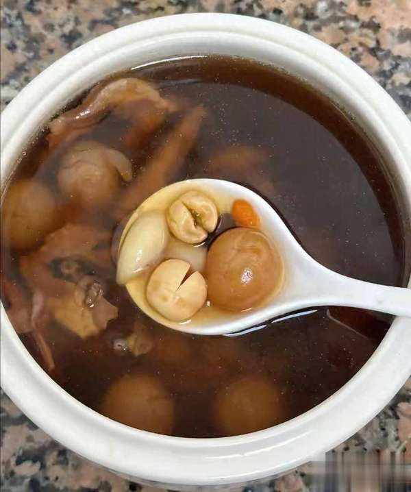 助眠收藏(珍藏30年助眠土方，让失眠者天天一觉到天亮！快记)