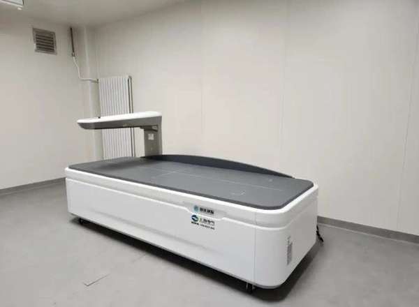 骨质疏松患者吃钙片的最佳时间(骨质疏松吃钙片，早晨3观察、白天2注意、晚上1别做要牢记)