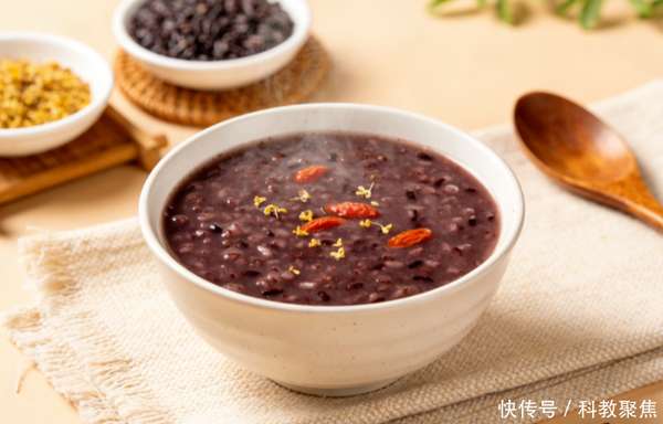 黑米能预防10种病，比保健品强十倍？吃黑米能养生？医生这样说