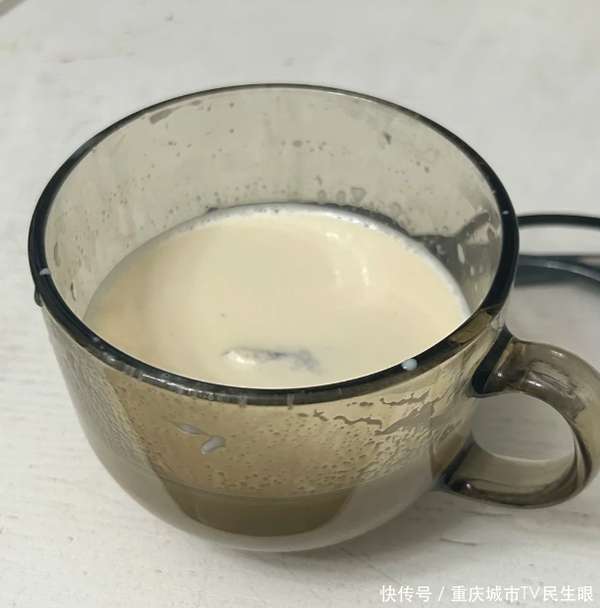 老人腿没劲怎么办最有效的方法(老人腿使不上劲、乏力怎么办？医生建议：这4种营养补起来，走路更轻松)