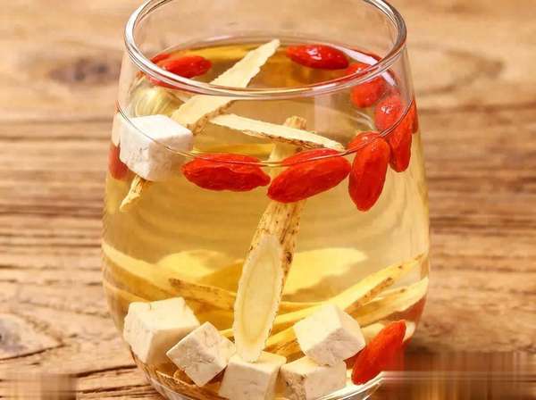 喝好3杯水，气血足心情好脾胃强！