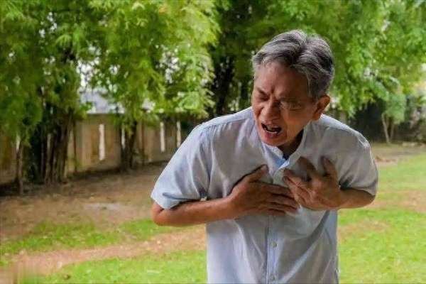 冬天心梗高发是什么原因(一到冬天心梗患者增多？医生：这些事不注意心脏受不了)